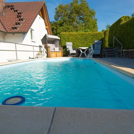 Eva Lange * Uhldingen-Mühlhofen