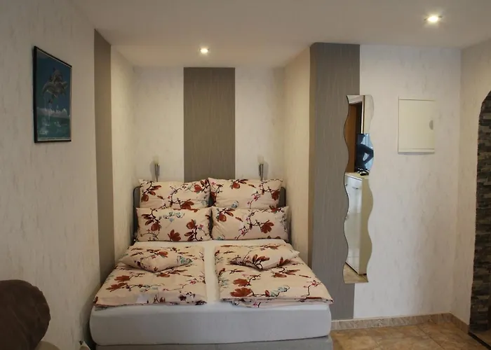 Eva Lange الدنغن مولهوفن