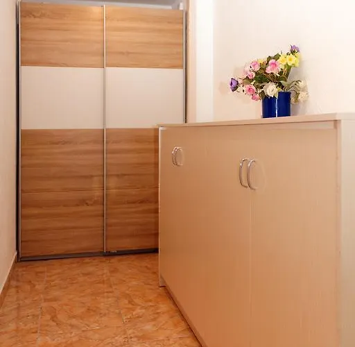 Eva Lange الدنغن مولهوفن